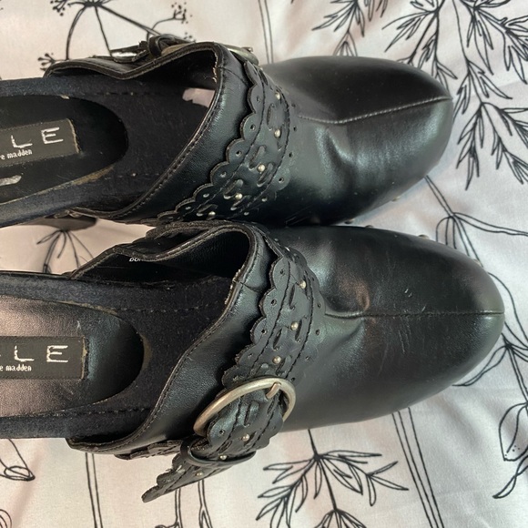 Steve Madden Clogs - Picture 4 of 9